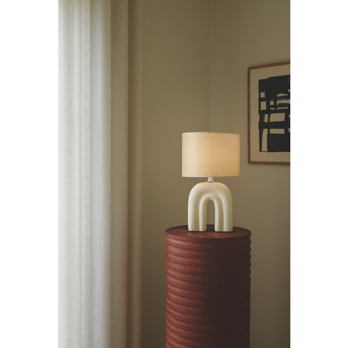 Zahe - Beige Ceramic Table Lamp with Linen Shade