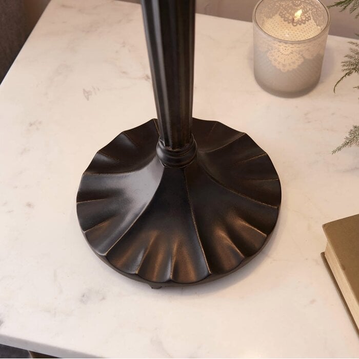 Fargo - Medium Tiffany Table Lamp