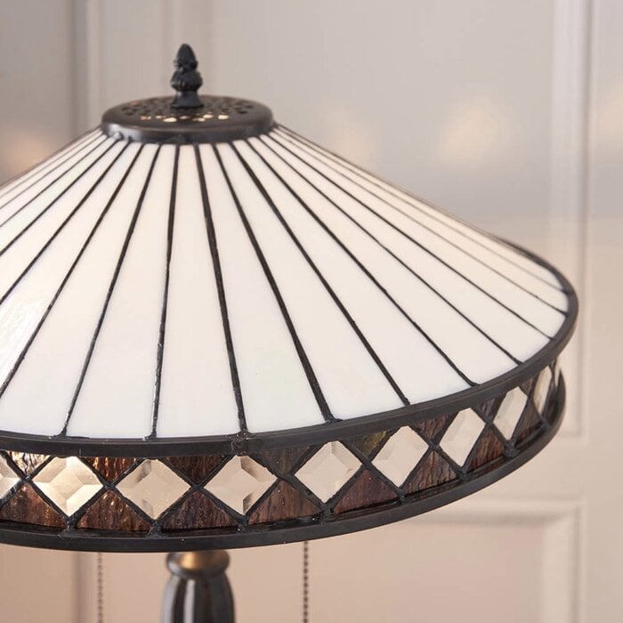 Fargo - Medium Tiffany Table Lamp