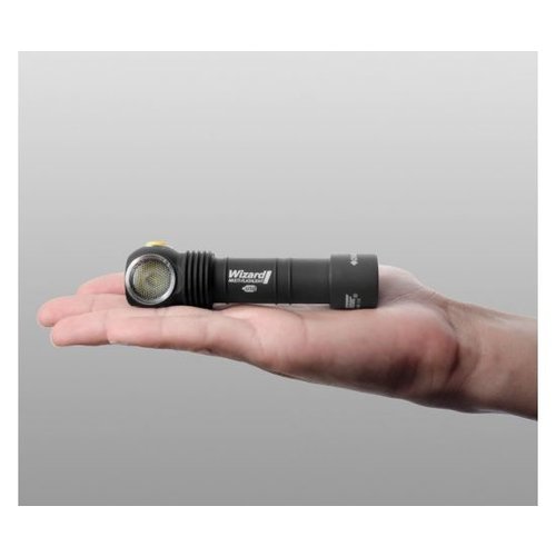 Armytek Wizard v3 Magneet USB + 18650 XP-L