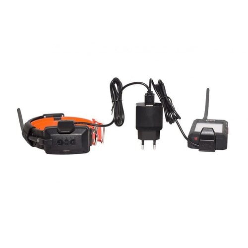 Dog Trace Dubbele voedingsadapter met USB-kabels en DOG GPS-clips Dog Trace Dubbele voedingsadapter met USB-kabels en DOG GPS-clips