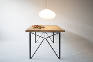 Esstisch aus Altholz Eiche & Eisen Jasmijn/Donoe - FraaiBerlin