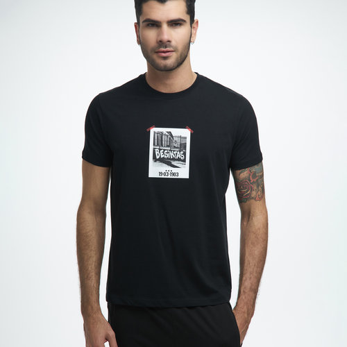 BEŞİKTAŞ FOTOĞRAF BASKILI  ERKEK T-SHIRT 7122110 SİYAH