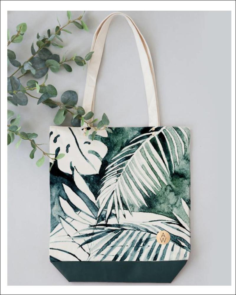 Tote bag