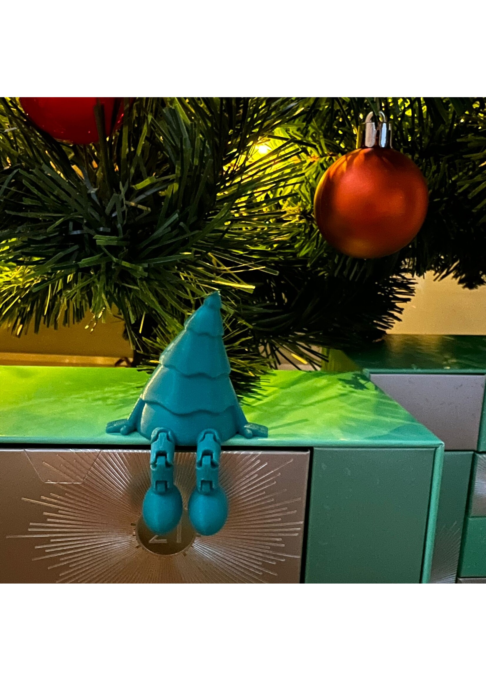 Steun de Stichting 1 Klein Gebaar met een kerstboom met wiebelbeentjes