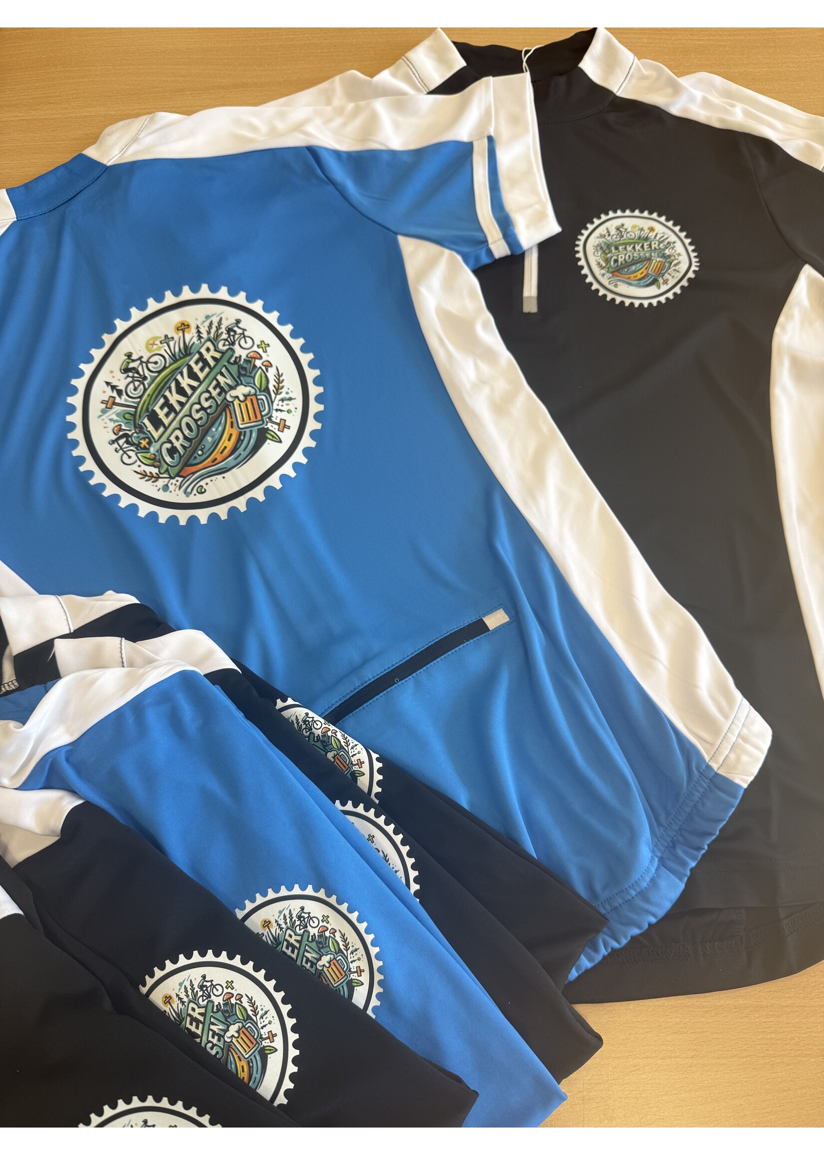 Fietsshirt / Wielershirt met eigen design – Upload je afbeelding of laat een ontwerp maken