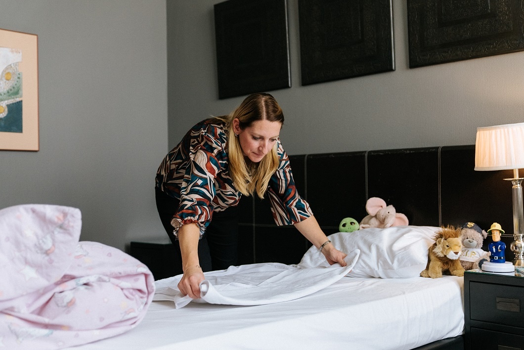 protection of the bedding against bedwetting