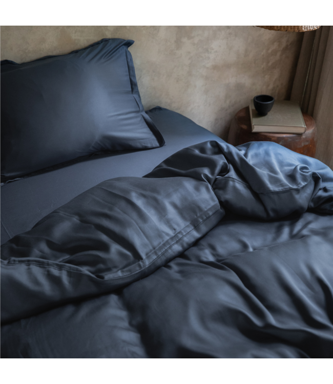 Coco & Cici Dekbedovertrek Tencel satijn Donker Blauw