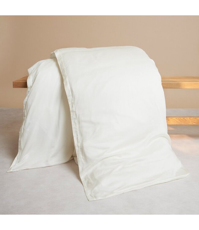 Coco & Cici Dekbedovertrek Tencel satijn Off White