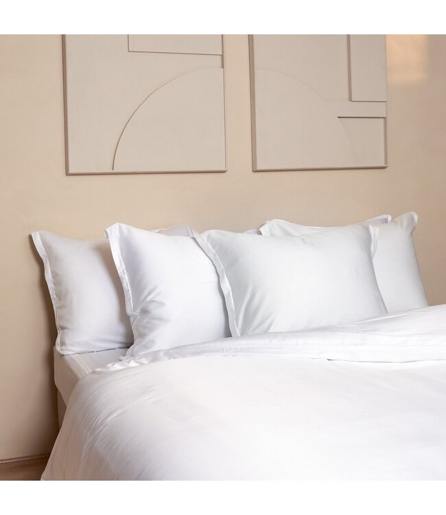 Coco & Cici Dekbedovertrek Tencel satijn Wit