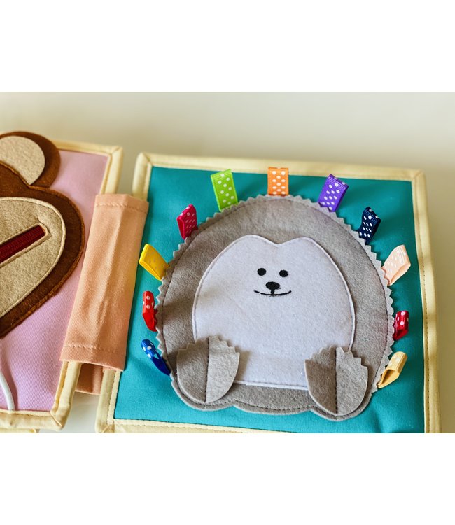 Jolly Designs Quiet Book - der flatternde Schmetterling - Mini