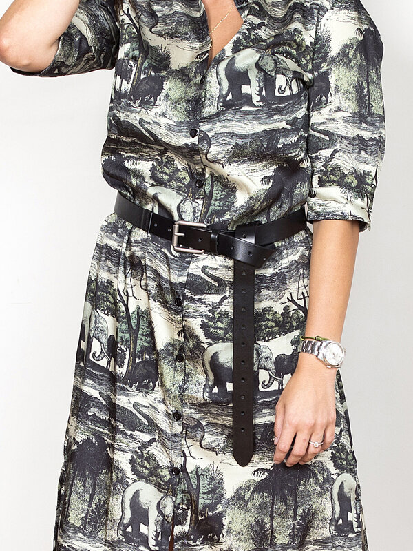 Les Soeurs Ceinture en cuir Alex 3. Une ceinture de rêve pour les robes, les pantalons, un passe partout.