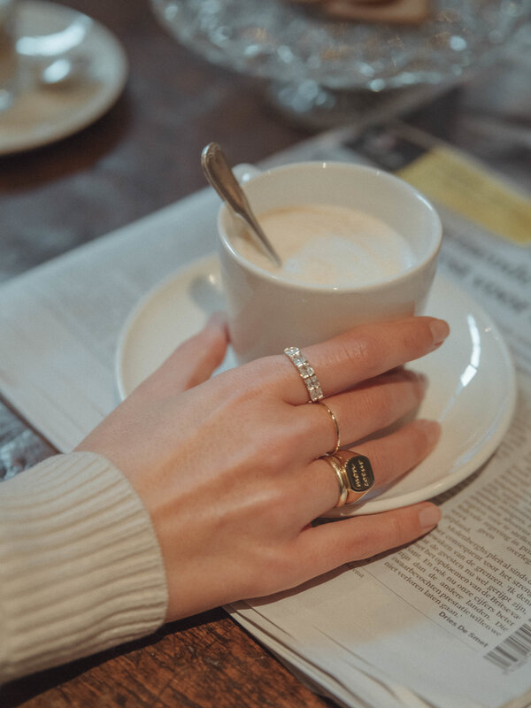 Les Soeurs Bague Gilda Mon Coeur 2. Veuillez noter que les achats OUTLET ne peuvent être ni échangés ni retournés. Inspir...