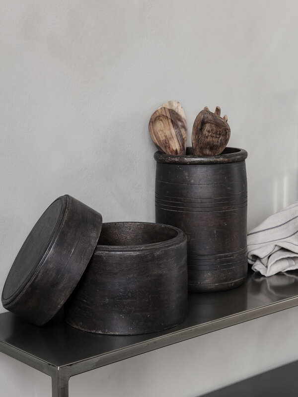 House Doctor Storage Planter Kango 3. The simplistic storage jar, Kango, has a dark brown nuance and an organic shape tha...