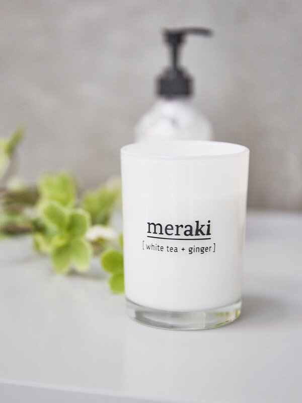 Meraki Scented  Candle White Tea & Ginger 2. The Scandinavian Garden scented candle is made of soy wax and is a 100% natu...