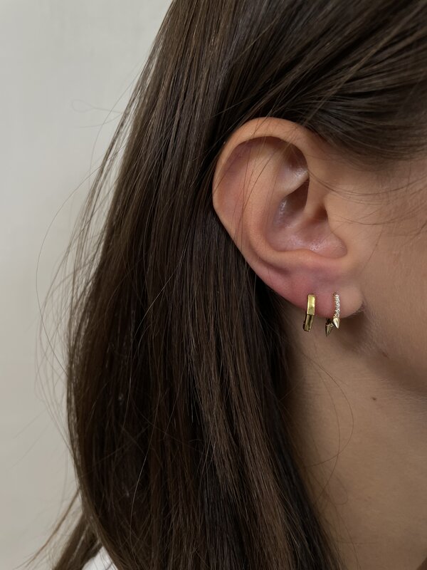Les Soeurs Boucle d'Oreille Jeanne Triple Stud 2. 