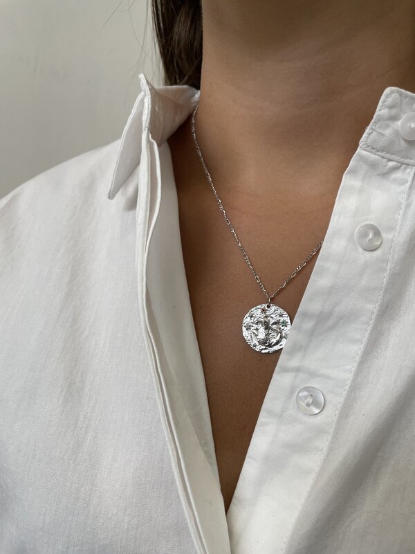 Les Soeurs Rosa Zodiac Steenbok 2. Let op, OUTLET-aankopen kunnen niet worden geruild of geretourneerd. Figaro ketting me...