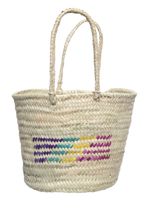 Rotan Bucket Bag. Met deze rotan basket tas met handvat aan je arm kom je zeker stijlvol de zomer door. Het is ruim genoe...