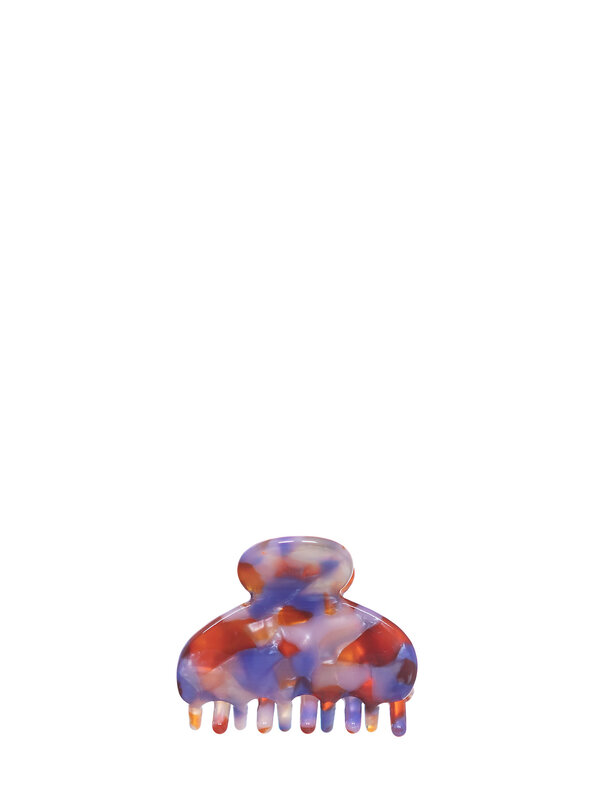 Les Soeurs Hair Clip Round 1. Made from polished acetate, this little hairpin with a tortue pattern is a great way to giv...