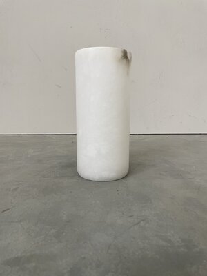 Cylinder Alabaster Waxinelichthouder (extra large). Voeg een vleugje gezelligheid toe aan je interieur met deze albasten ...