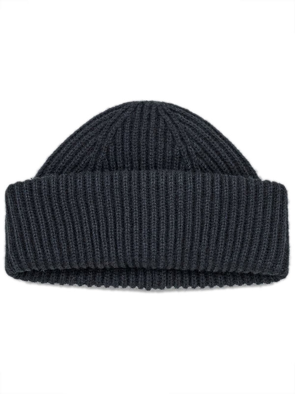 Edited Beanie Kana 1. Fight the cold temperatures in style. This beanie is knitted in a rib design in a soft material for...