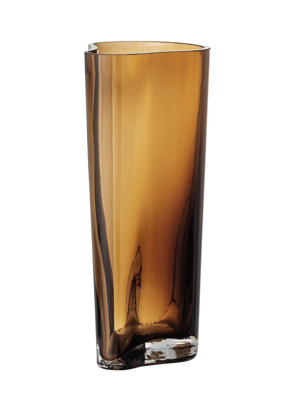 Bloomingville Glass Vase Benia 5. The Benia Vase is a spacious vase in brown painted glass. It has a very graceful design...