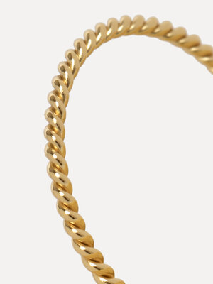 Bague Cecilia Twisted. Cette bague subtilement torsadée est le complément idéal de votre collection de bagues. Elle est s...