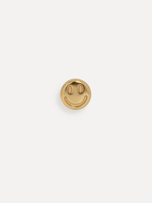 Les Soeurs Earring Jolie Smiley 1. If there's one thing we can be sure of, it's that this smiley earring will brighten up...