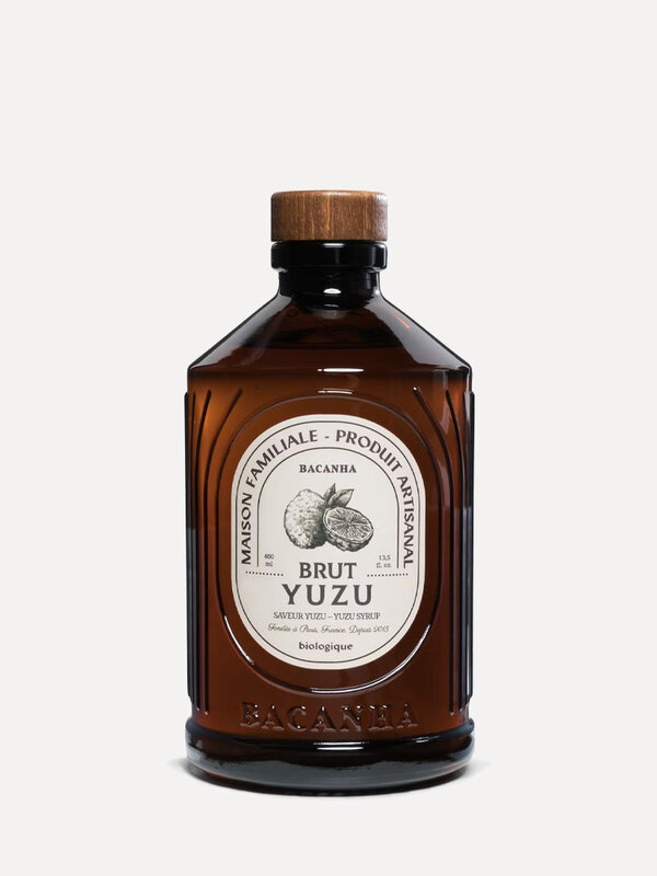 Bacanha Siroop Brut de Yuzu 1. Yuzu siroop van Bacanha is een aromatisch concentraat van deze uitzonderlijke citrusvrucht...