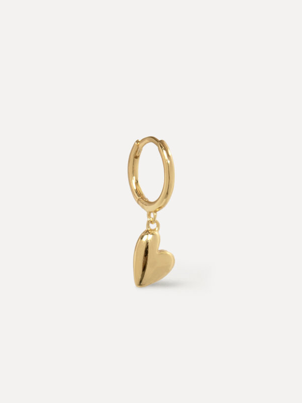 Les Soeurs Earring Jeanne Heart 1. Give yourself some love with this heart earring. Irresistible and cute! This gold earr...