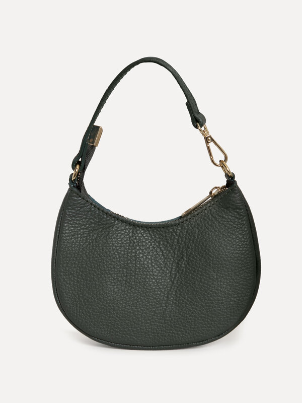 Les Soeurs Leather Baguette Handbag Cedric 1. An outfit is never complete without a handbag. This baguette shoulder bag i...