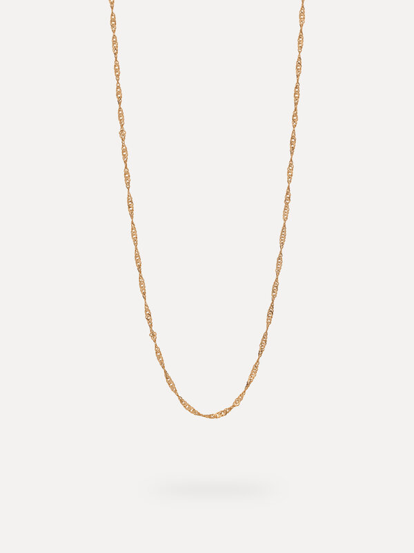 Les Soeurs 14K Necklace Rey Twisted 3. This versatile 14k gold necklace is the perfect subtle item for morning coffee and...