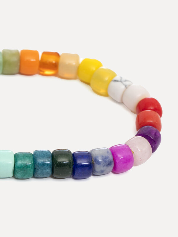 Les Soeurs Necklace Enis Beads 4. Add a charming pop of color to your everyday ensembles with this necklace, which featur...