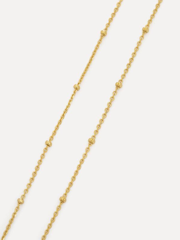 Les Soeurs Collier Roma Mini Dots 4. Simple et élégant. Votre collection de bijoux n'est pas complète sans un collier sim...