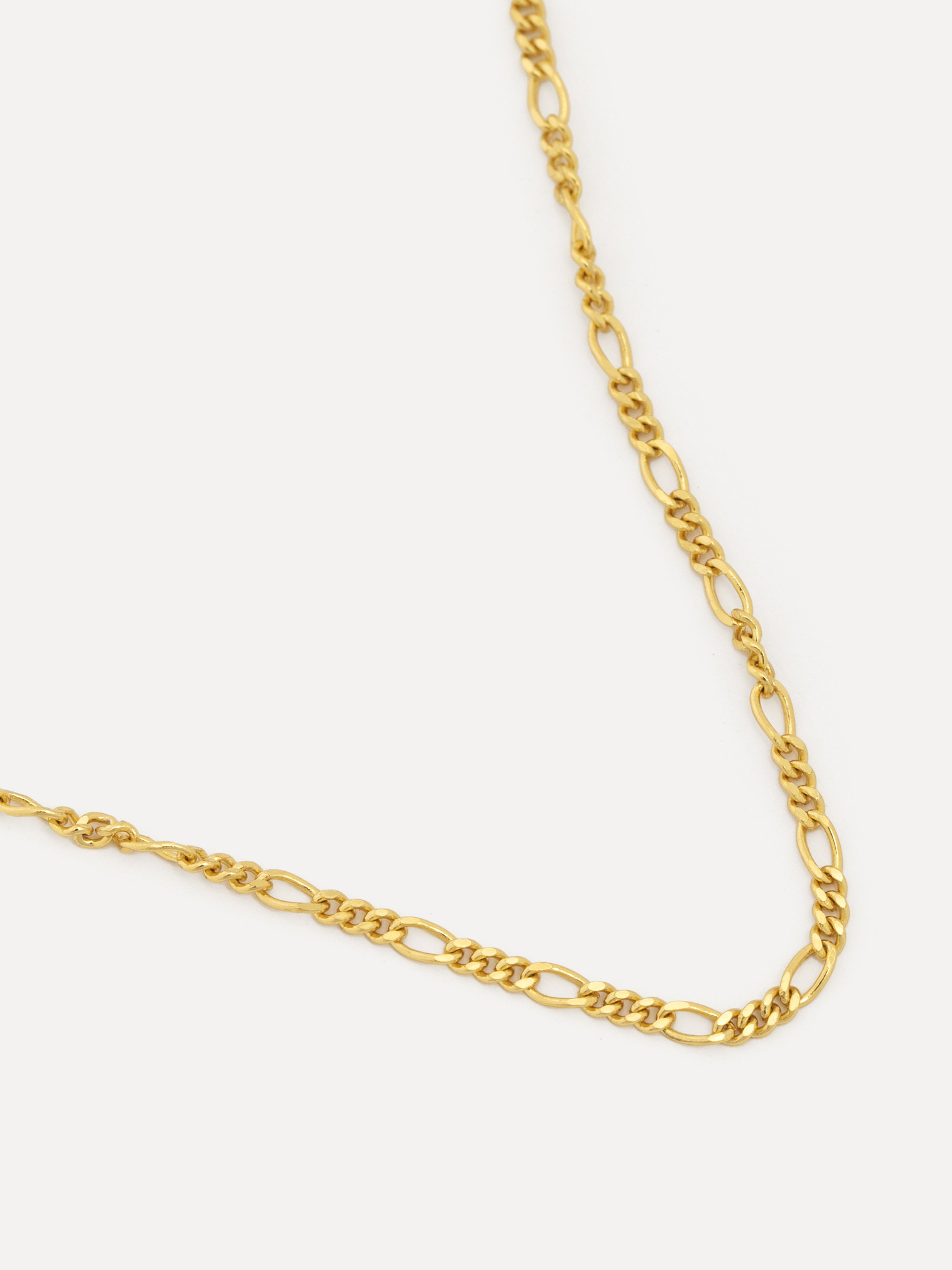 Les Soeurs Ketting Roma Figaro 4. Deze Figaro ketting is een echte musthave in jouw juwelenkistje. Draag hem alleen of co...