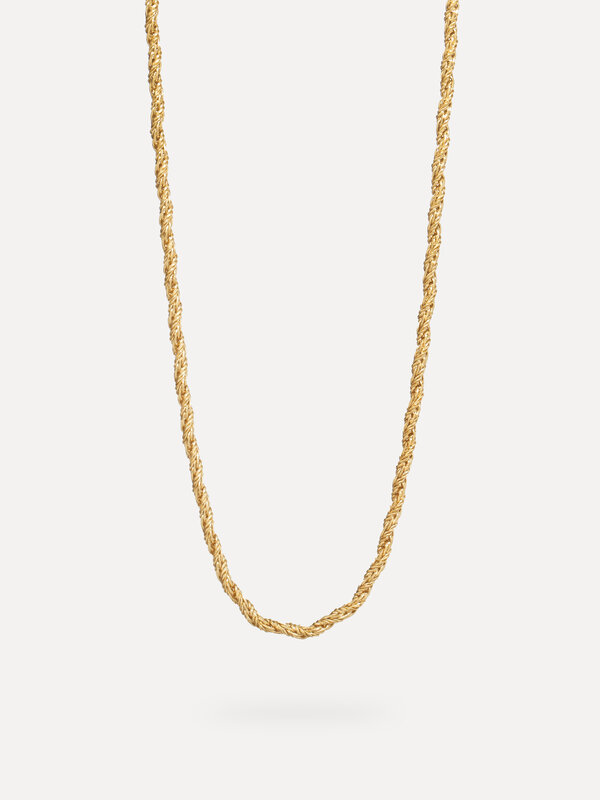 Les Soeurs Necklace Rana Rope Chain 1. Bring some elegance to your everyday looks with this rope necklace. The necklace i...