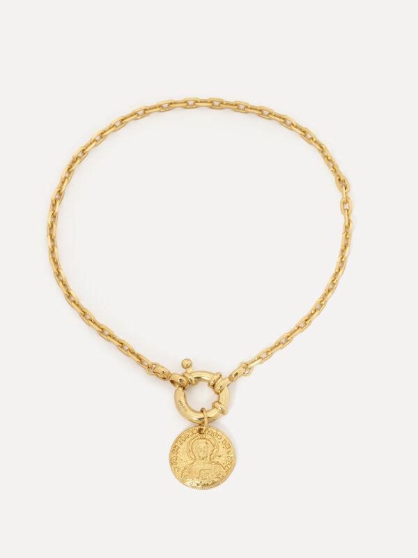 Les Soeurs Bracelet Hugo Coin 4. This link bracelet with a coin pendant is the perfect dainty piece of jewelry to add to ...