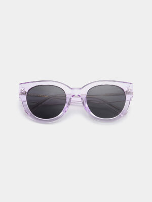Sunglasses Lilly. Lilly is the new diva in the collection. The lenses have been made slightly sharper at the edges. This ...