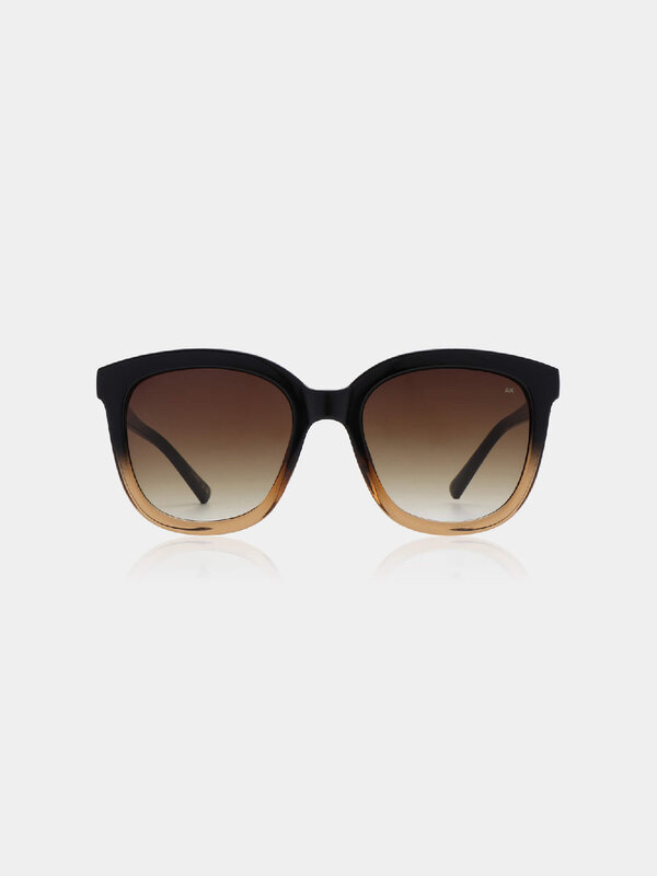 A.Kjaerbede Lunettes de soleil Billy 5. Billy est un style surdimensionné raffiné et élégant pour ceux qui veulent des lu...