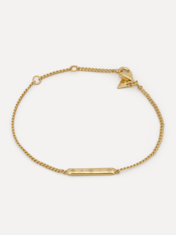 Les Soeurs Bracelet Harry Barre 5. Avec un design subtil et joli qui fonctionne magnifiquement seul ou empilé avec d'autr...