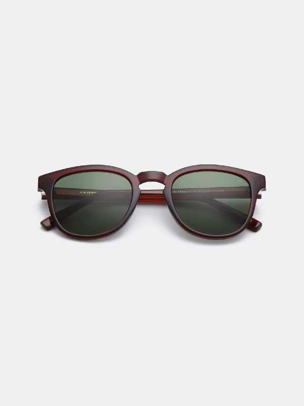 A.Kjaerbede Sunglasses Bate 1. Bate is a classic model with a modern look and fine details that make the glasses a first ...