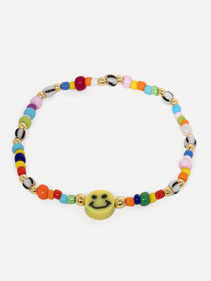 Armband Elies Smiley. Kleurrijke kralen maken deze smiley armband tot een speels stuk dat kan worden gedragen op zichzelf...