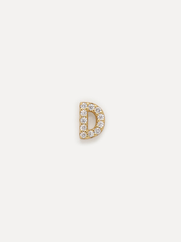 Les Soeurs Earring Jolie Initial Strass 4. The first letter of your name, your loved one, your child, a real must-have! T...