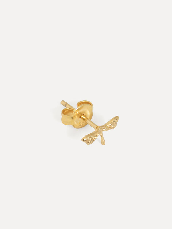 Les Soeurs Earring Jolie Dragonfly 4. An earring with a small dragonfly. The Dragonfly symbolizes a guide in times of cha...