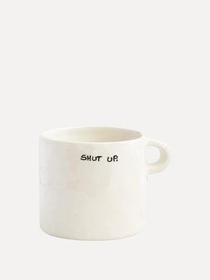 Mok Shut Up. De Mug Shut Up is gemaakt van keramiek. Deze mok is voor iedereen die geen ochtendmens is en altijd behoefte...