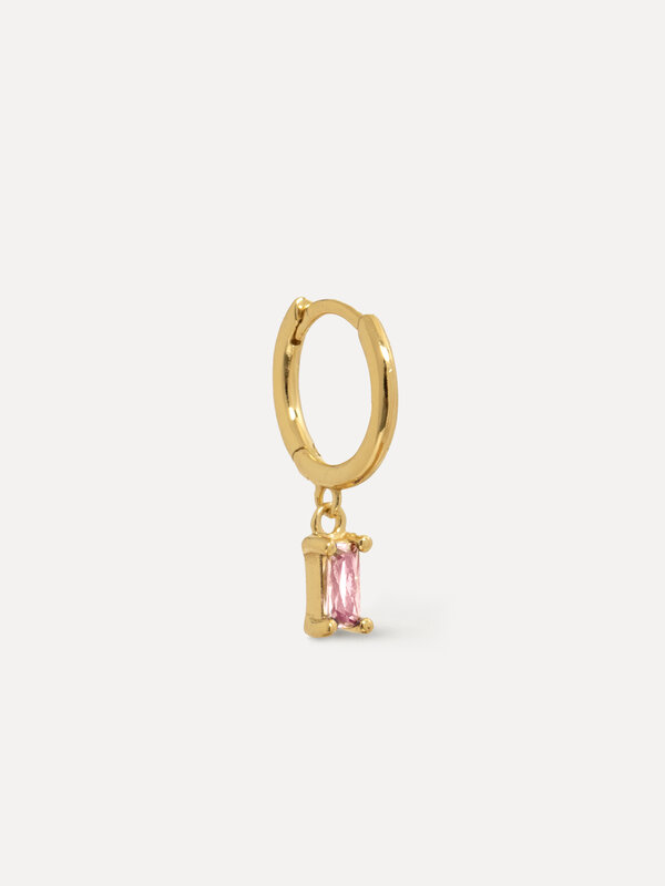 Les Soeurs Earring Jeanne Hanging Baguette 1. These charming linear drop earrings with a finely cut zirconia gemstone are...