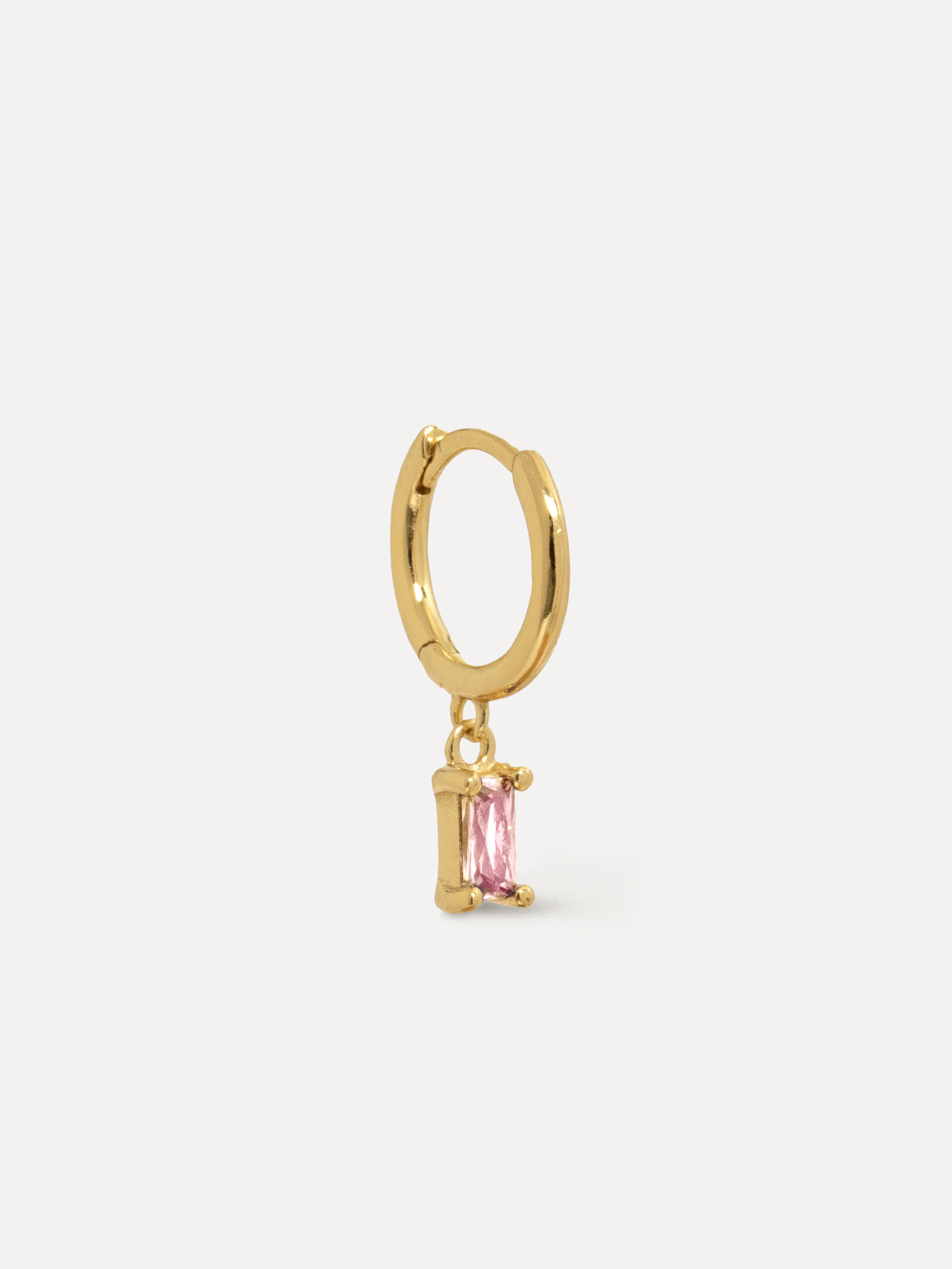 Les Soeurs Earring Jeanne Hanging Baguette 1. These charming linear drop earrings with a finely cut zirconia gemstone are...