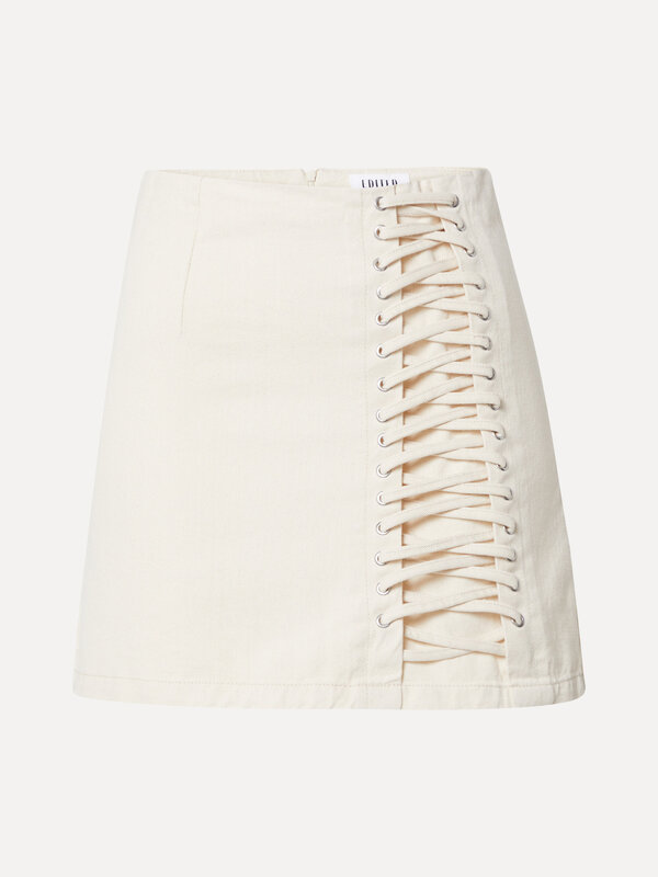 Edited Mini skirt Bosse 2. Short but sweet, this mini skirt is anything but simple. Add a special touch to your spring co...