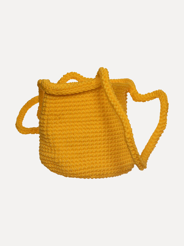 Les Soeurs Crochet shopper Elani 2. Rien de plus chouette pour l'été qu'un joli sac en crochet. Ce sac peut contenir tous...