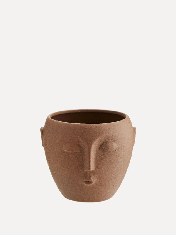 Madam Stoltz Flower Pot With Imprint 1. A beautiful flower pot from Madam Stoltz. Entirely made of pottery. It is a versa...